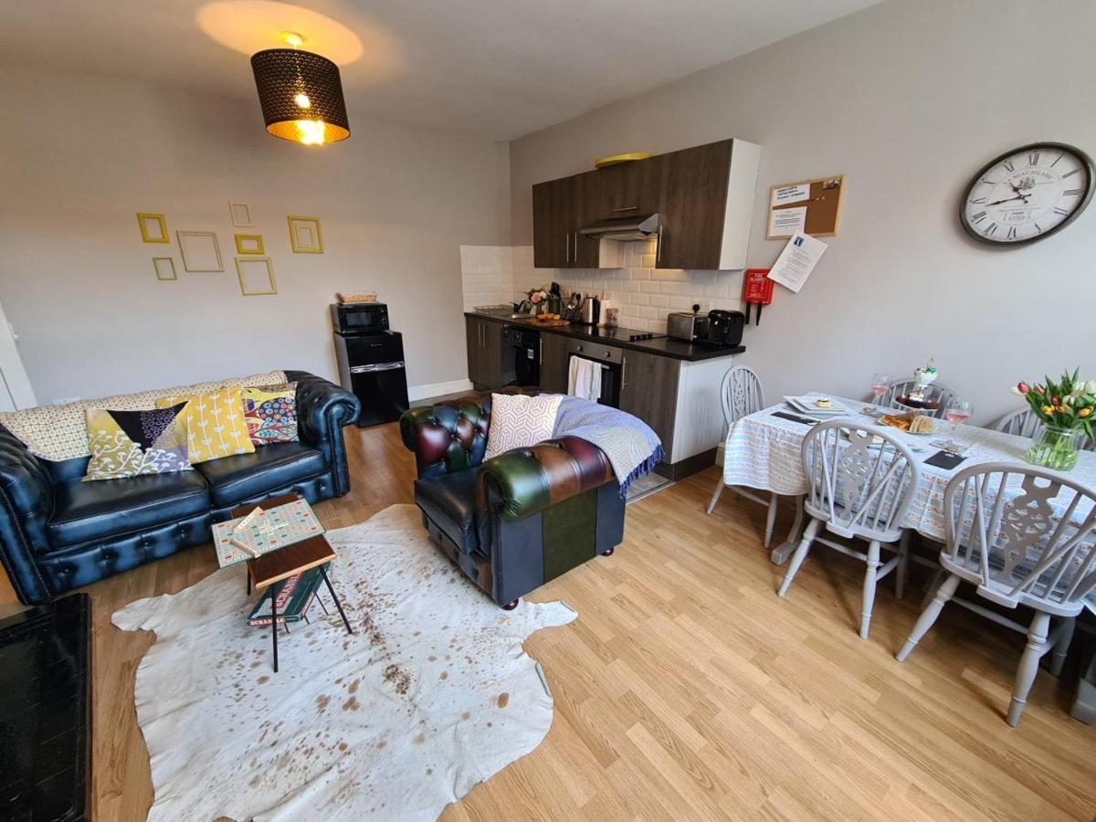 Coopers, Ground Floor Apartment With 2 Bedrooms And 2 Bathrooms Within A Georgian Listed Building Burton-upon-Trent Exterior foto