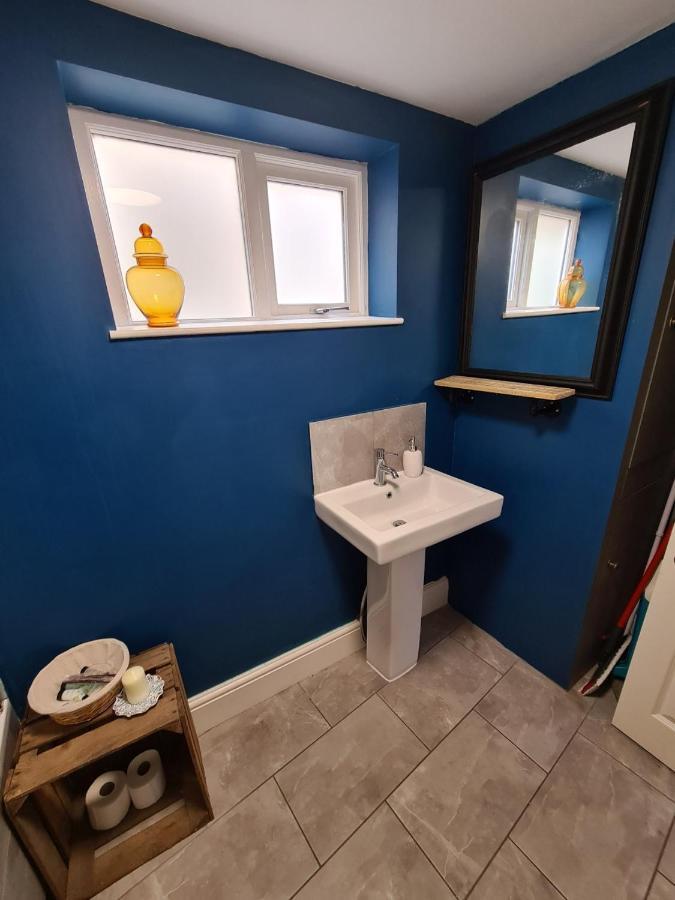 Coopers, Ground Floor Apartment With 2 Bedrooms And 2 Bathrooms Within A Georgian Listed Building Burton-upon-Trent Exterior foto