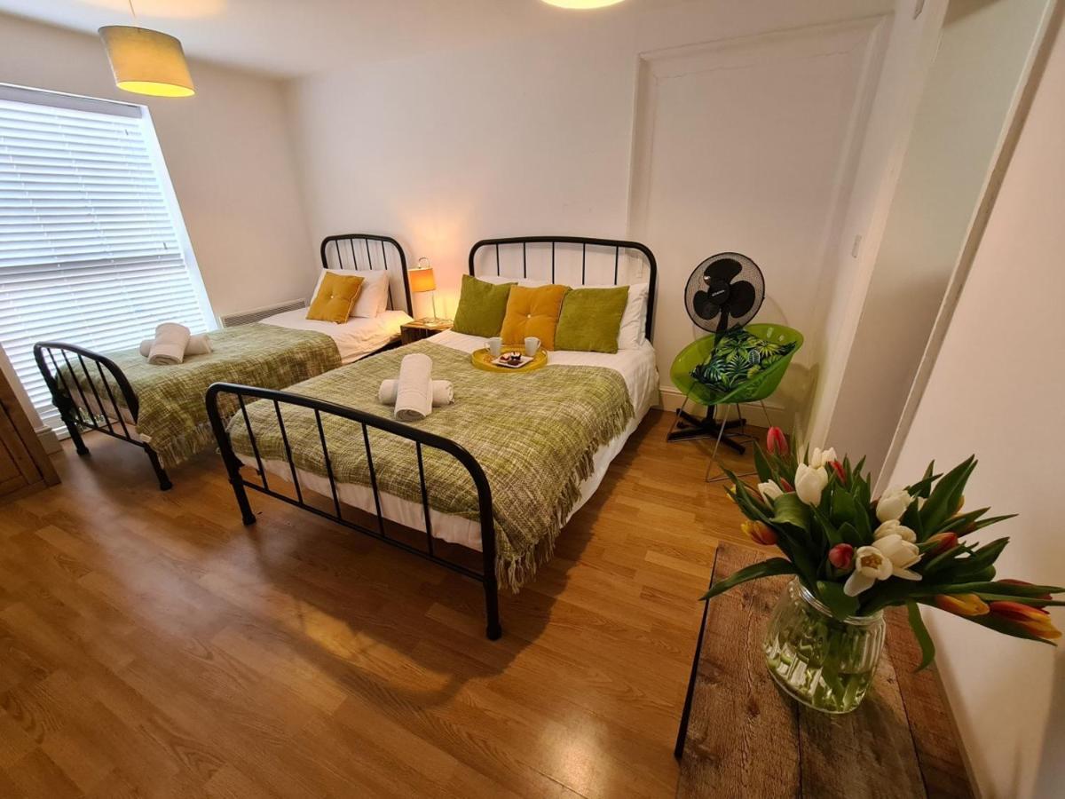 Coopers, Ground Floor Apartment With 2 Bedrooms And 2 Bathrooms Within A Georgian Listed Building Burton-upon-Trent Exterior foto